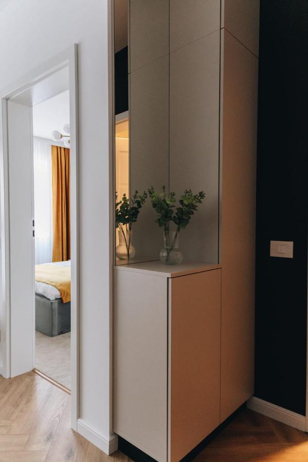 Tulip Apartment 오라데아 외부 사진