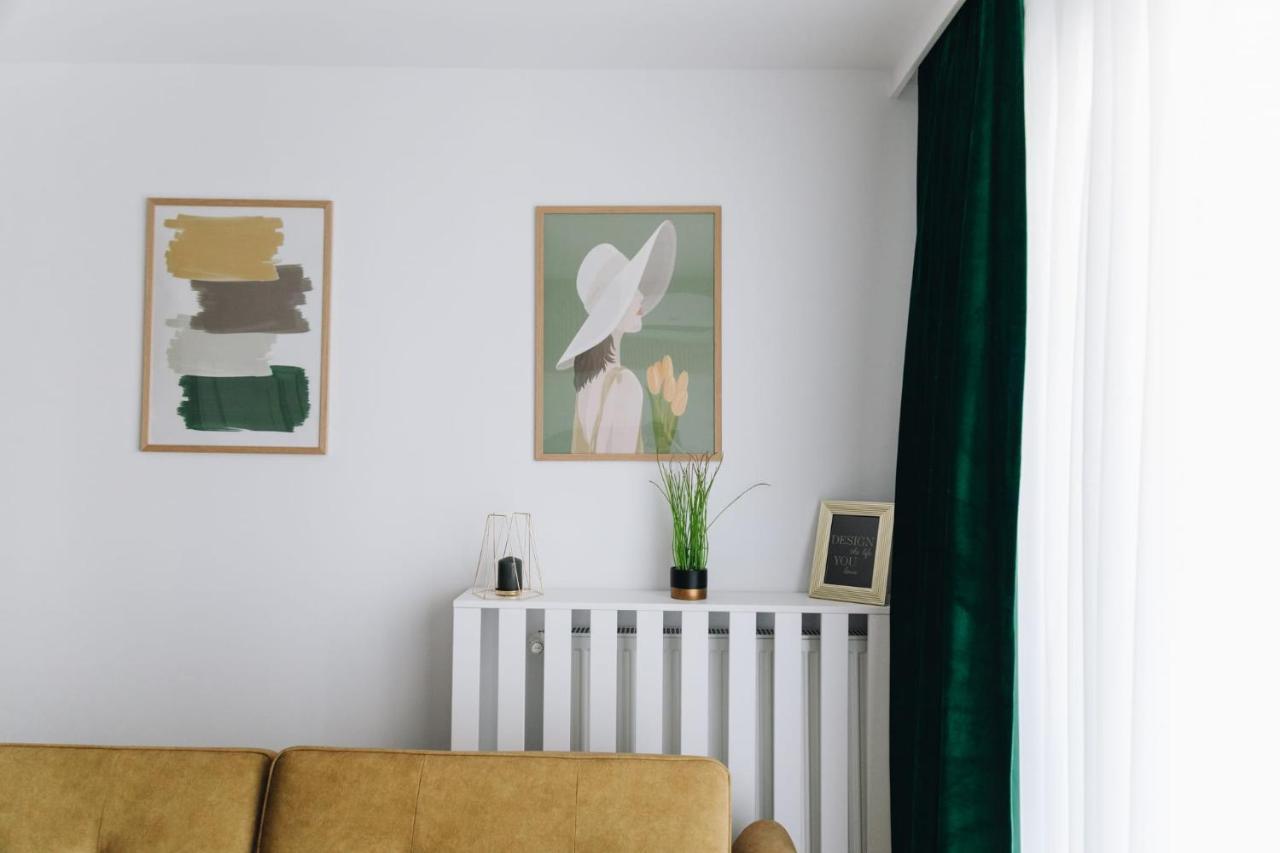 Tulip Apartment 오라데아 외부 사진