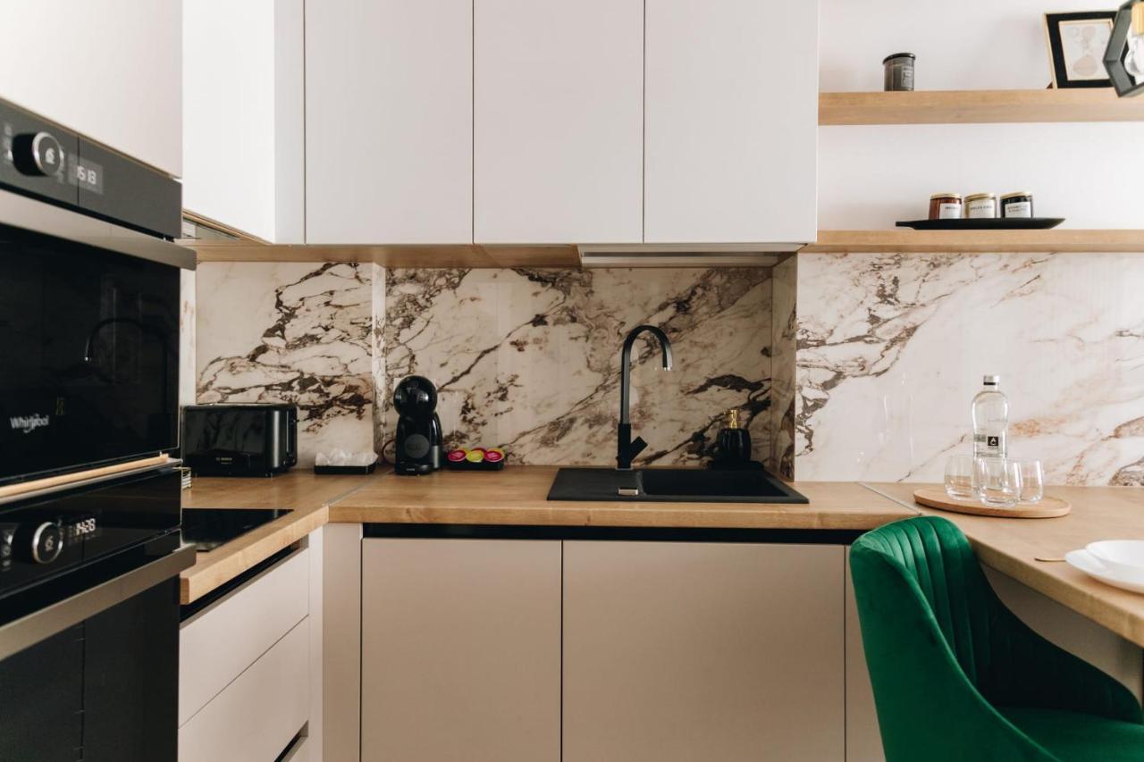 Tulip Apartment 오라데아 외부 사진