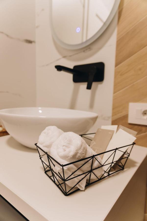 Tulip Apartment 오라데아 외부 사진